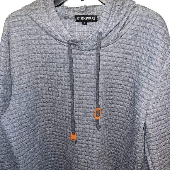 NWOT* Men’s ultra light pullover hoodie. - Picture 4 of 5